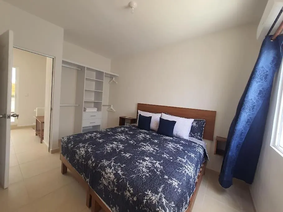 Casa Triplexa: Spacious 3-Bedroom Villa with Pool Playa del Carmen 0*,